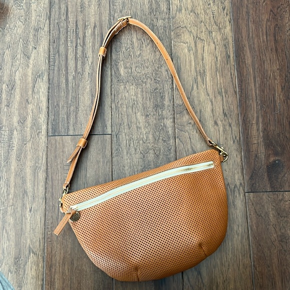 Clare V Grande Fanny Cuoio Perf - Picture 2 of 8